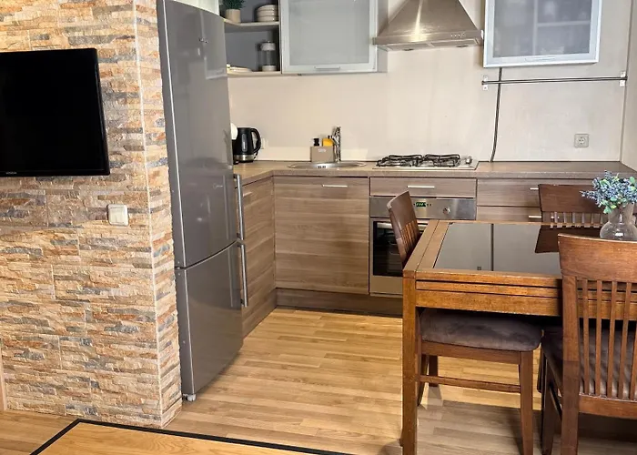 Premium 1-bedroom In Center With Self Check-in Lägenhet *