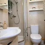 Premium 1-bedroom In Center With Self Check-in Lägenhet *